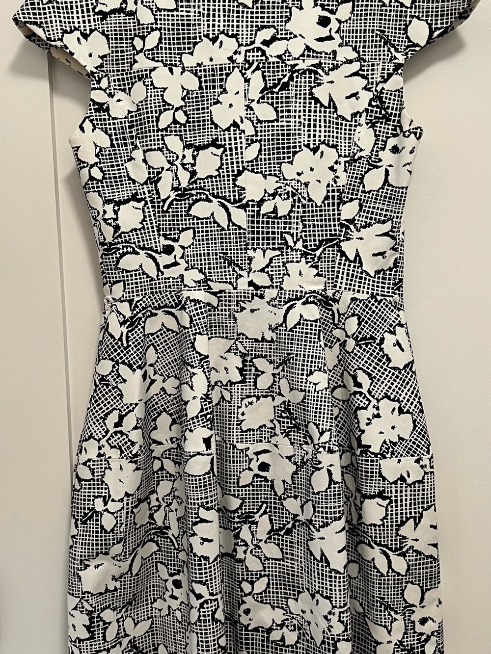 Vintage Oscar de la Renta Black and White Abstract Floral Midi Dress